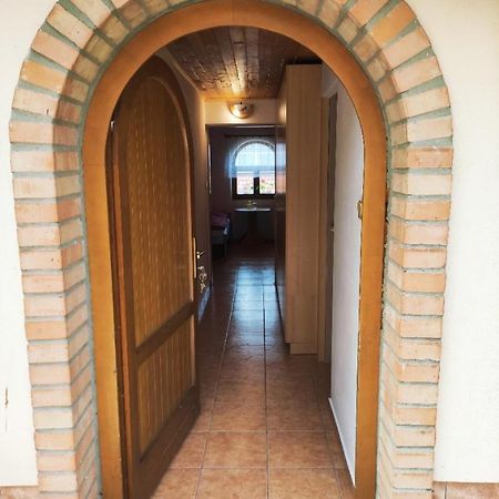 Appartement Vinarstvi Ehrlich à Milotice Extérieur photo