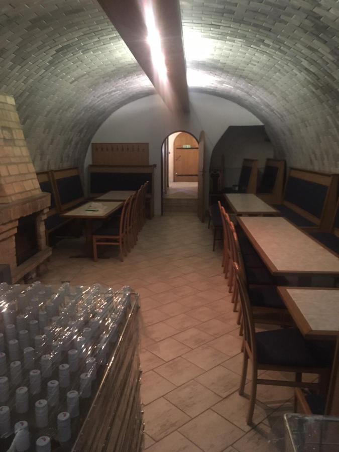 Appartement Vinarstvi Ehrlich à Milotice Extérieur photo
